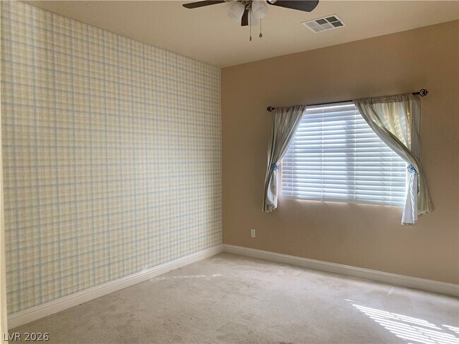 Building Photo - 10660 Lago Cantini St