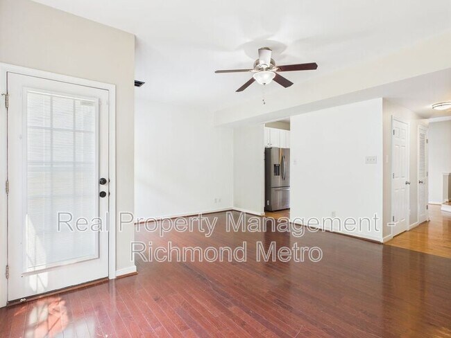 Building Photo - 1213 Magnolia Pointe Blvd