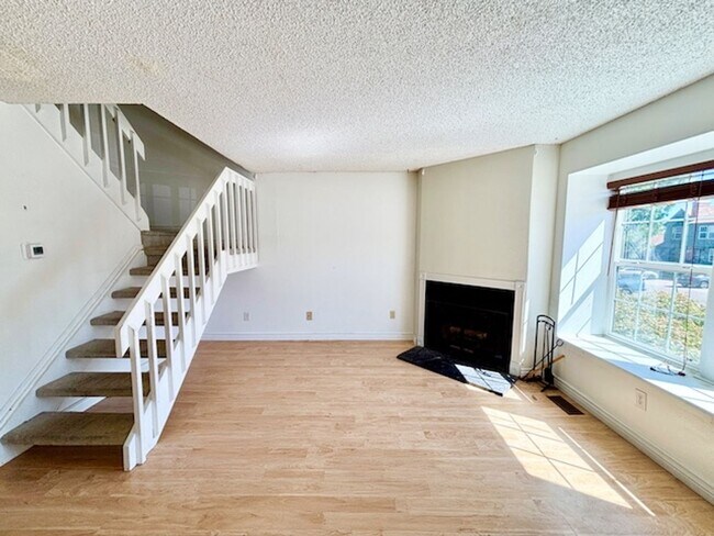 Building Photo - 17315 E Rice Cir