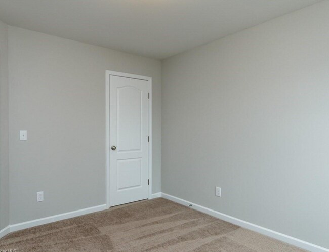 Building Photo - 2424 Kings Cross Ct
