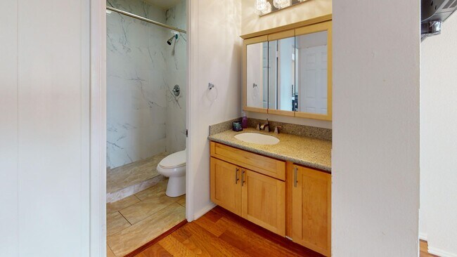 Building Photo - Spacious 3-Bedroom, 2-Bath Townhouse in Gr...