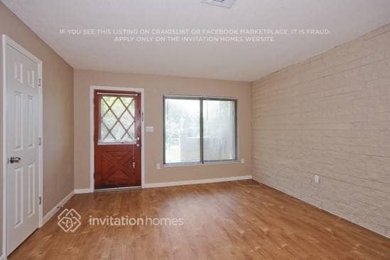 Building Photo - 1709 Idaho Ave