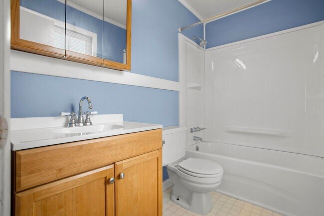 Building Photo - PENDING LEASE-CALL OUR OFFICE FOR AVAILABILITY