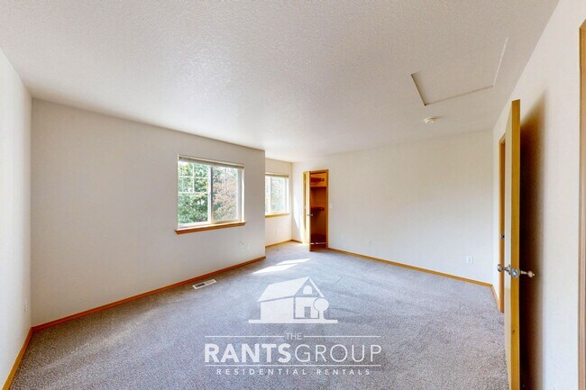 Building Photo - 4108 Alabaster St SE