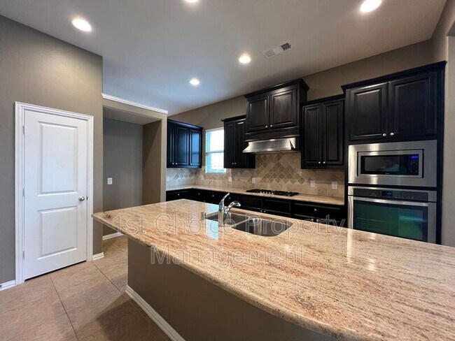 Building Photo - 4309 Bewley Dr