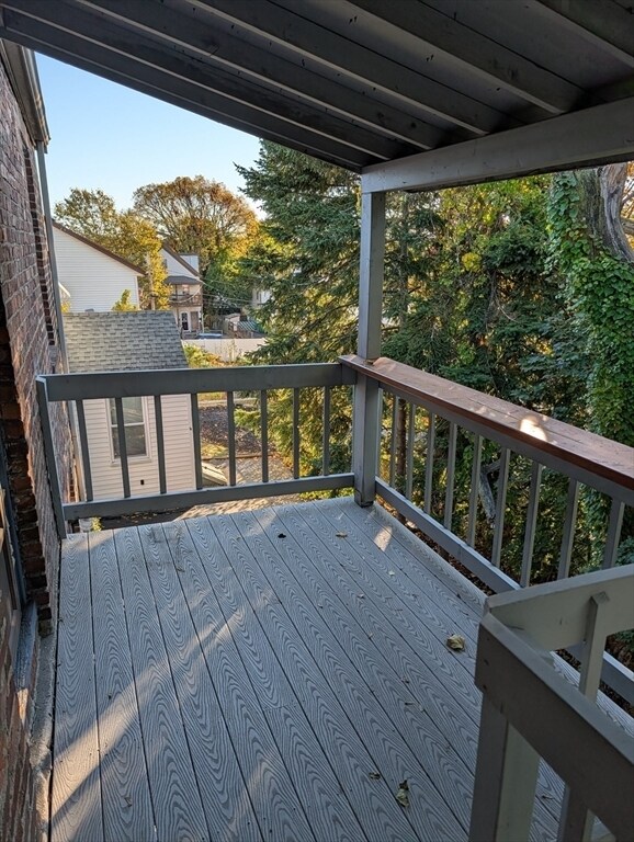 Building Photo - 260 Main St