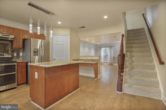 Building Photo - 13115 Quail Creek Ln