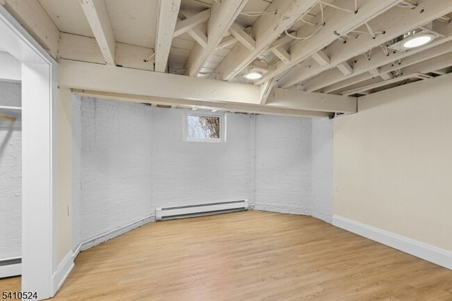 Building Photo - 109 North Ave