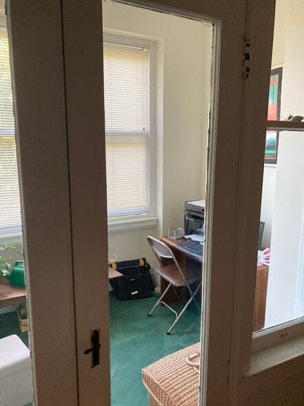 Building Photo - 204 Bradford St