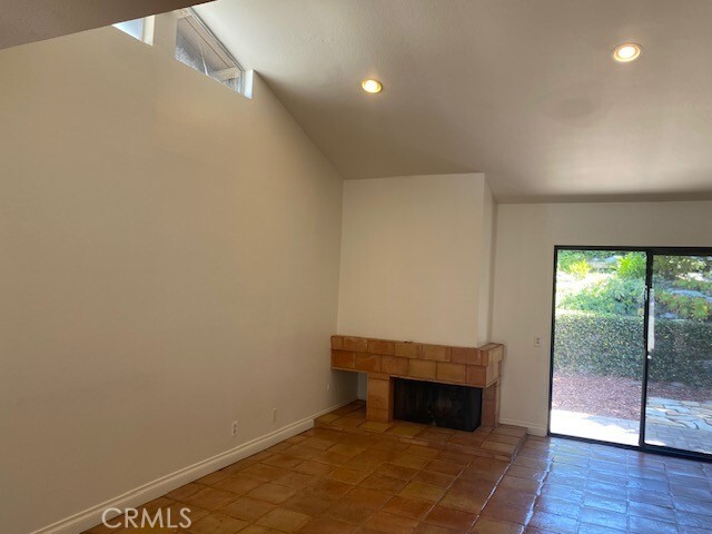 Building Photo - 28082 Morro Ct