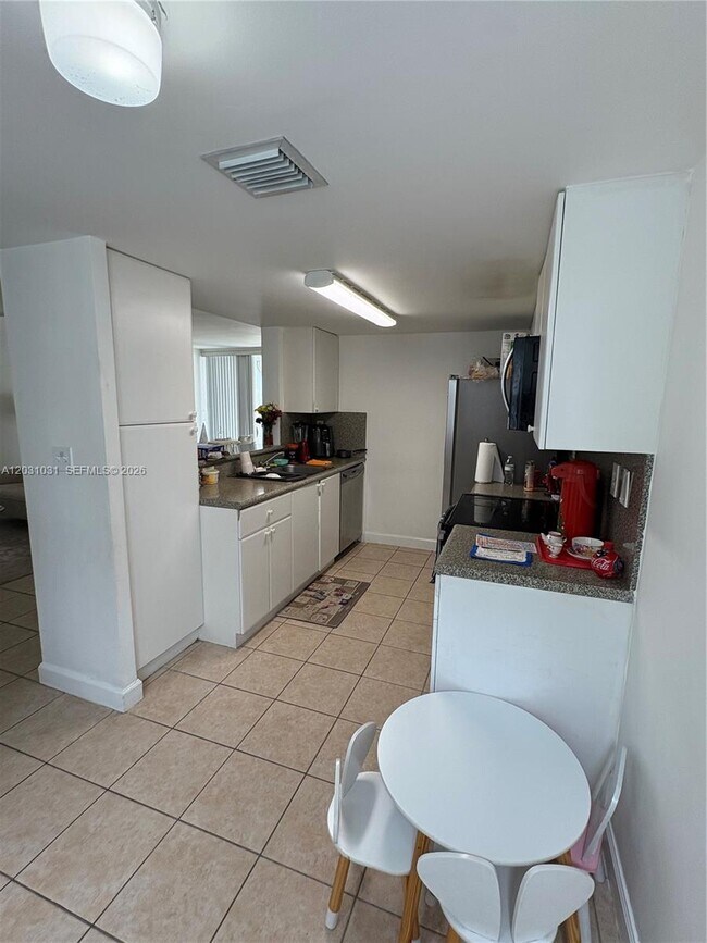 Building Photo - 4744 NW 97th Pl