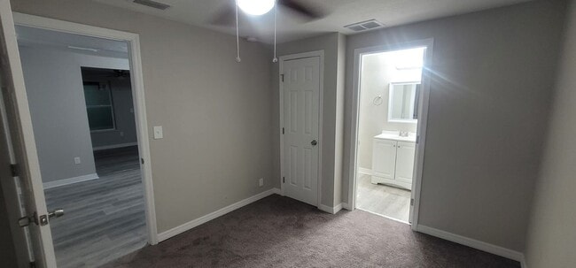 Building Photo - 1550 W 32nd St