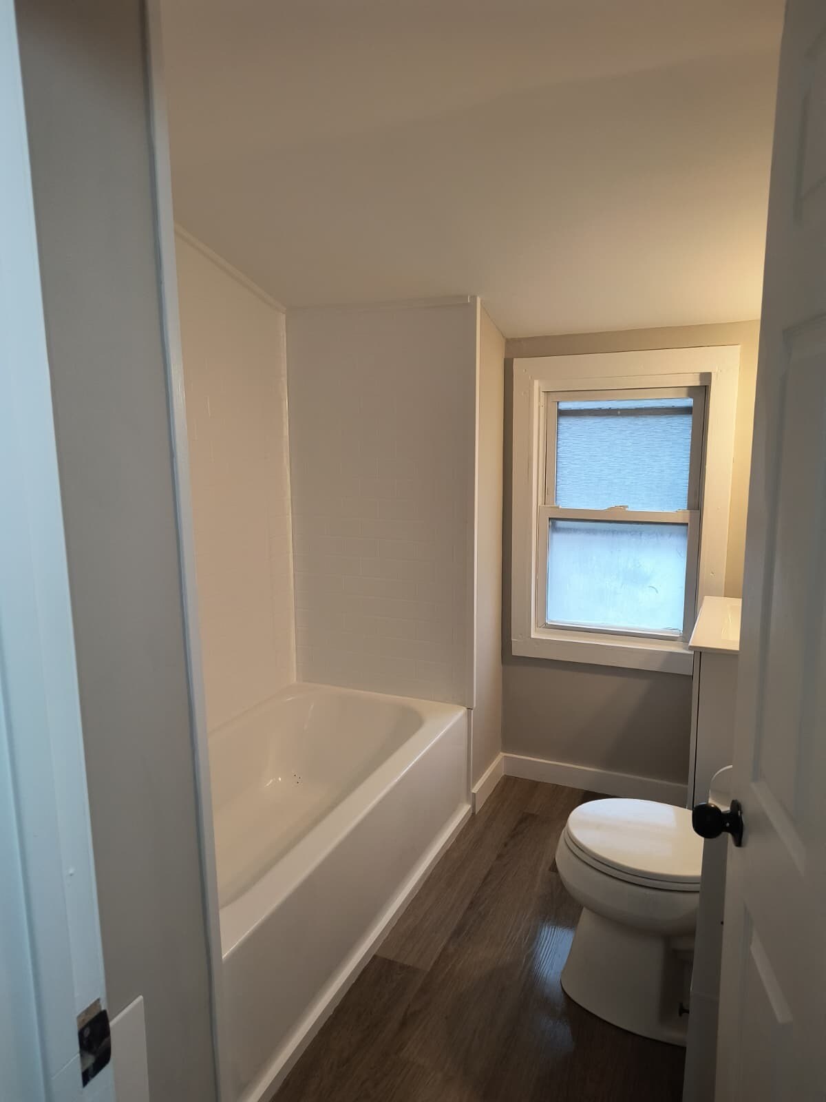 Building Photo - 1612 Parker Dr