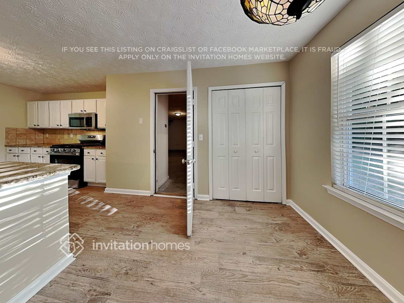 Building Photo - 1346 Dalesford Dr