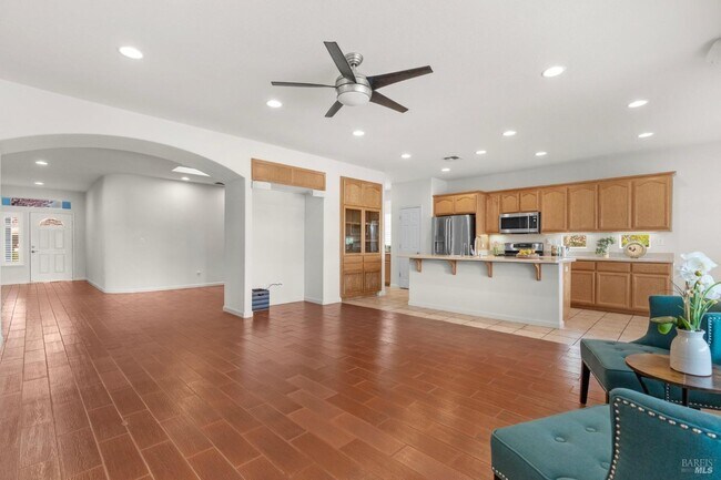 Building Photo - 369 Pebble Beach Dr