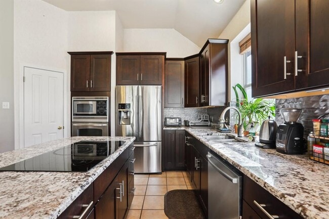 Building Photo - 13541 Anarosa Loop
