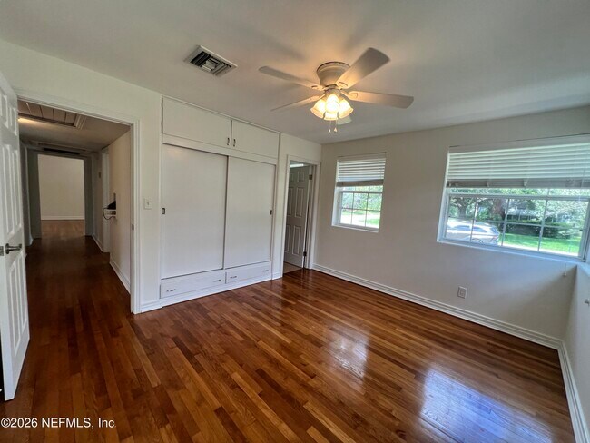 Building Photo - 1377 Tiber Ave