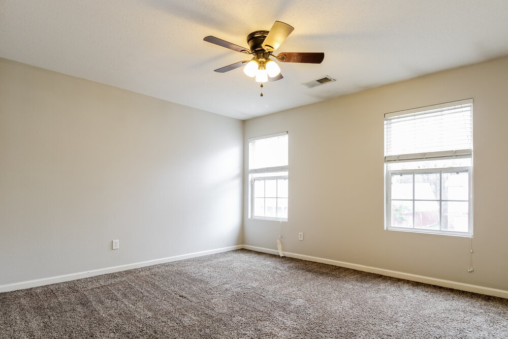 Building Photo - 10216 Cottage Farms Dr