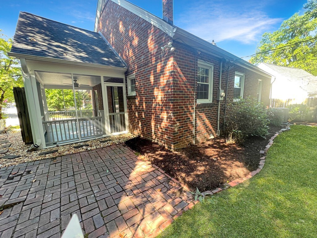 Backyard patio - 108 Manchester Ave