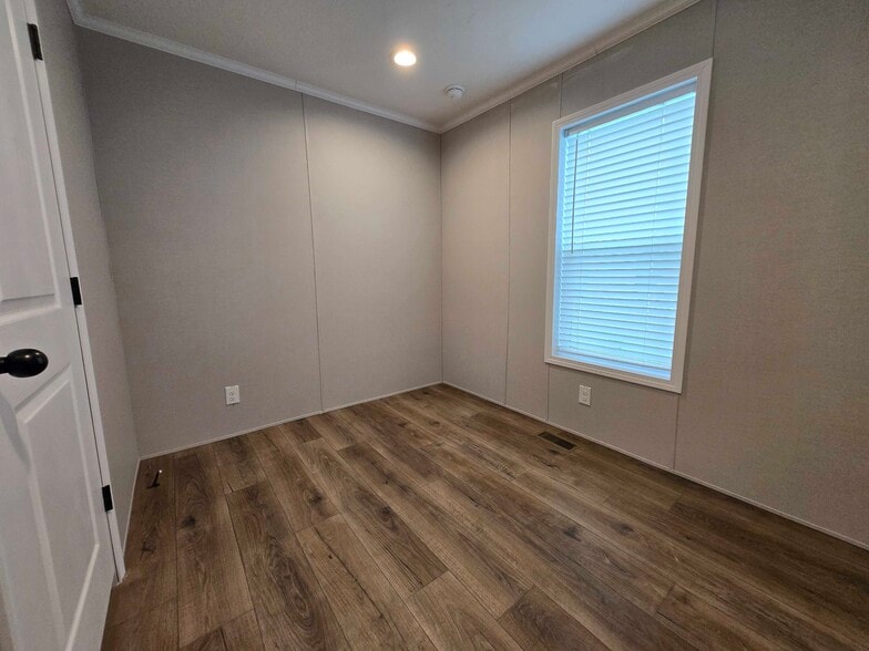 Building Photo - 52212 Worthington Ln