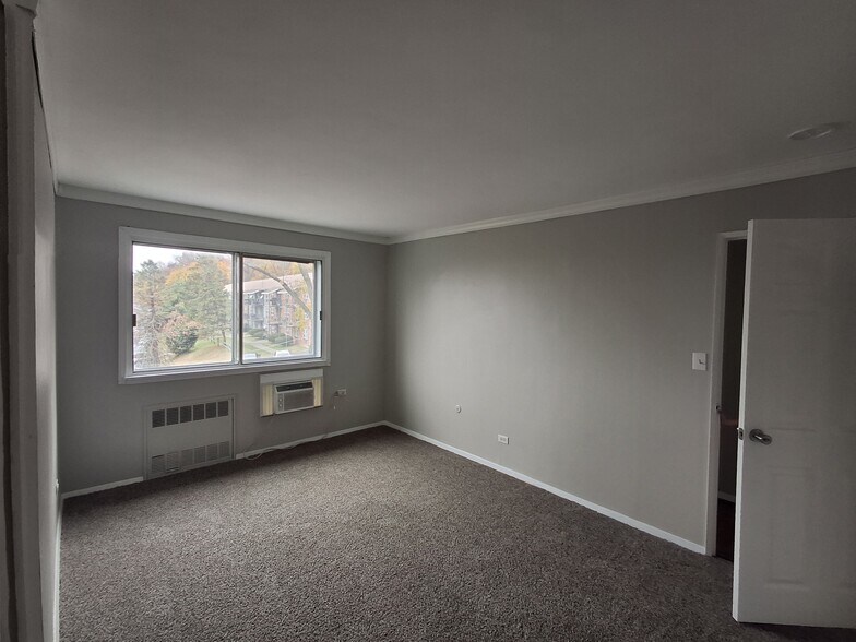 2nd bedroom - 1517 Hill Rd