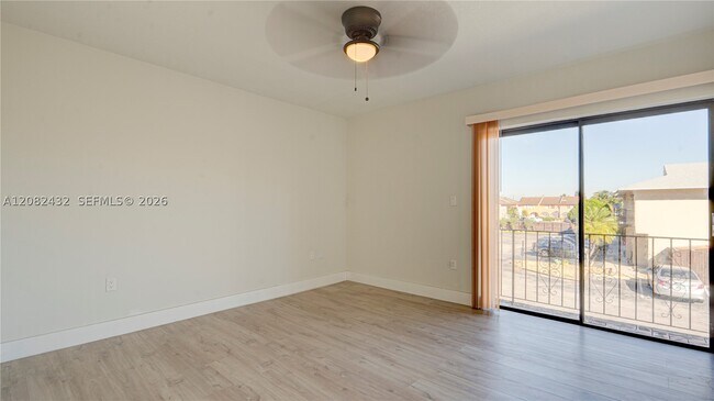 Building Photo - 710 SW 114th Ave