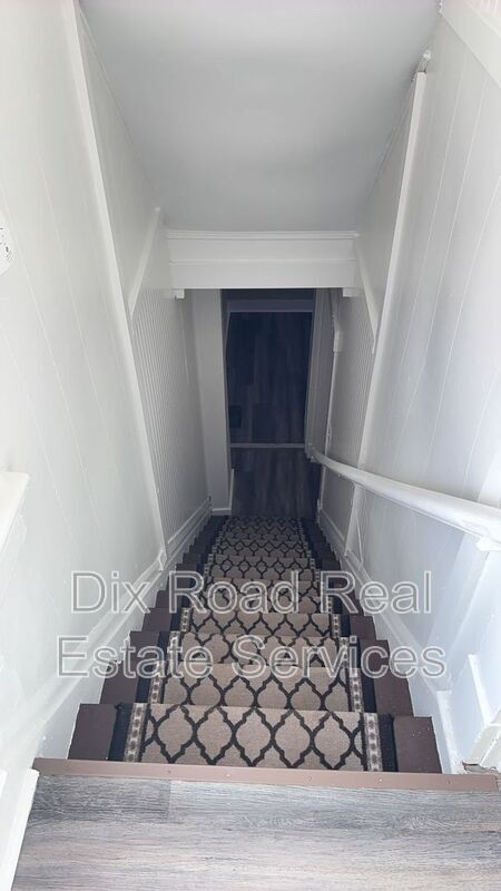 Building Photo - 339 South Eleventh Street