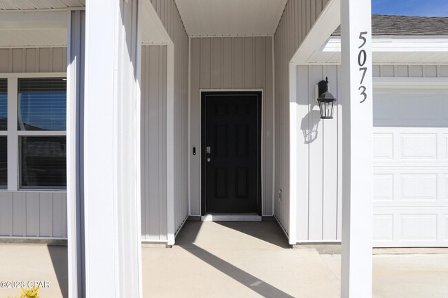 Building Photo - 5073 Windrow Way