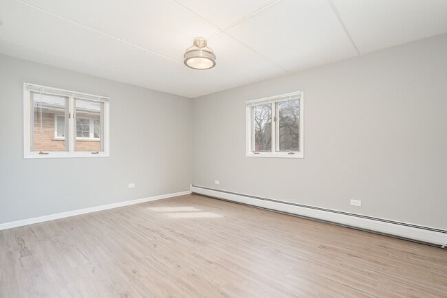 Building Photo - 21 S Waiola Ave
