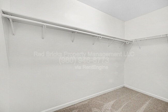 Building Photo - 15826 Marvin Rd