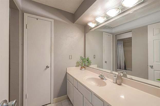 Building Photo - 14947 Heritage Wood Dr