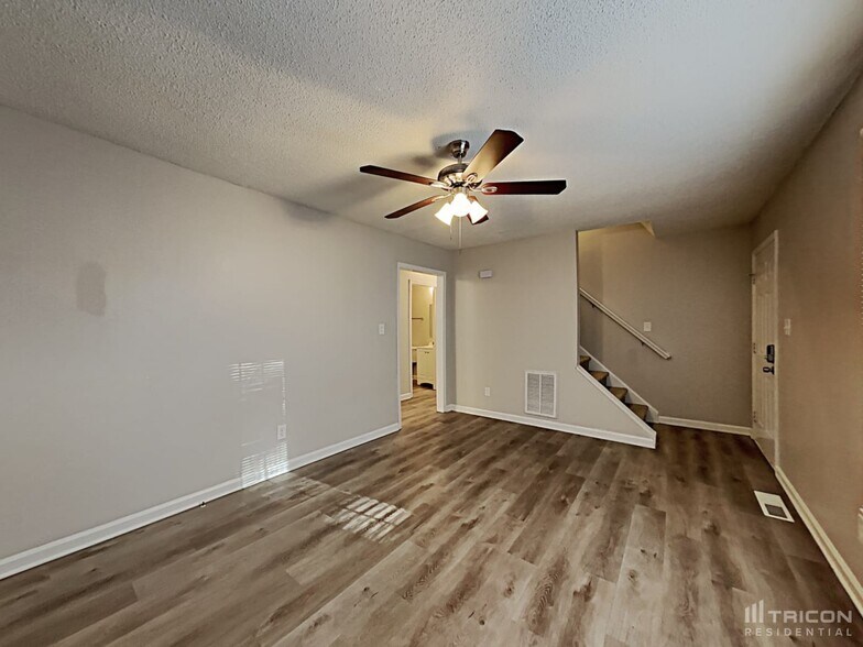 Building Photo - 6430 Rockshire Dr