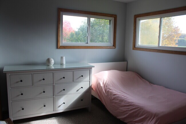 Building Photo - 5039 W Clayton Rd