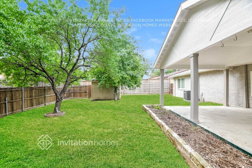 Building Photo - 3356 Westminster Dr