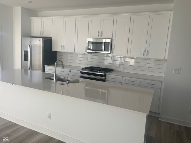 Building Photo - 6979 Adalene Ln