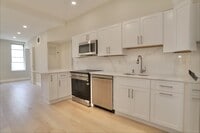 Building Photo - 931 Park Ave