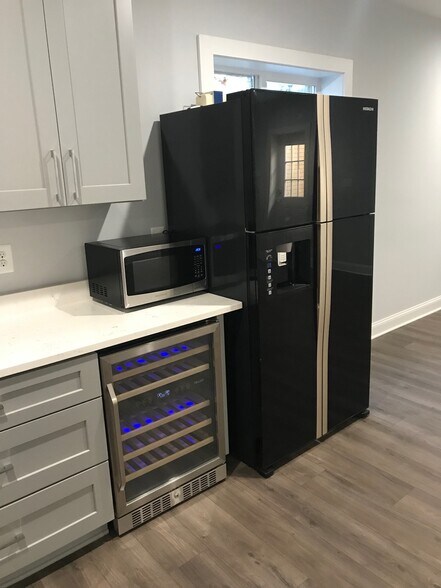 Building Photo - 12602 Thompson Rd