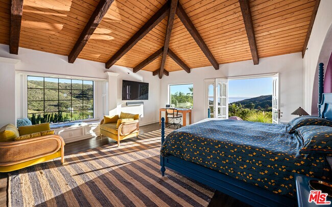 Building Photo - 33261 Decker School Rd