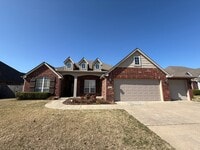 Building Photo - COMING SOON- 3 Bedroom With Whole House Generator, Bonus Room, Pet Friendly