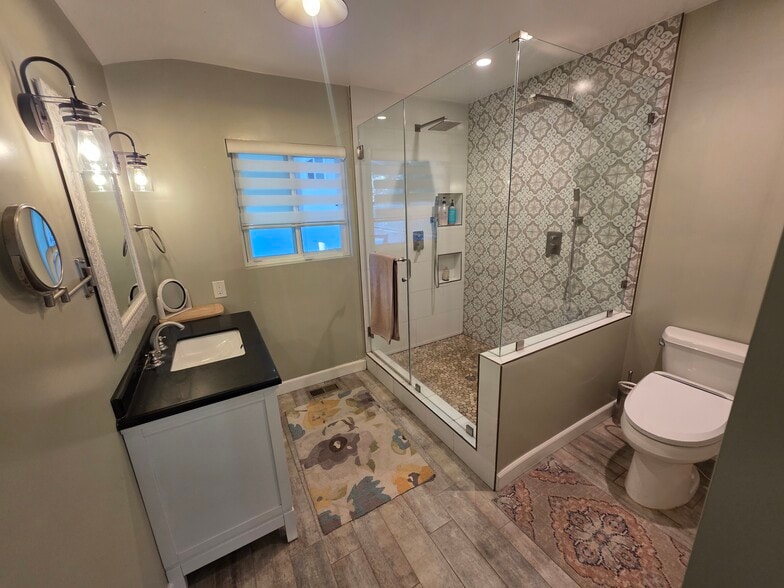 Building Photo - 9565 Dale Ave