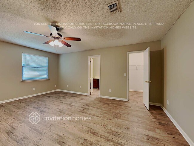 Building Photo - 4502 Crosstie Rd S