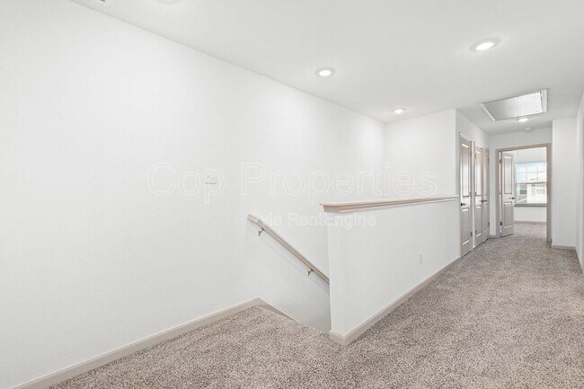 Building Photo - 7523 Gramercy Wy