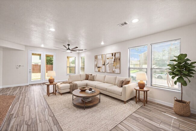 Building Photo - 15623 Harris Canyon Ln