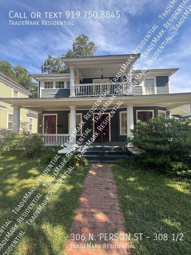 Building Photo - 306 N Person St