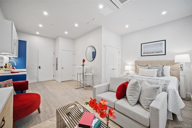 Building Photo - 40 Westchester Pl