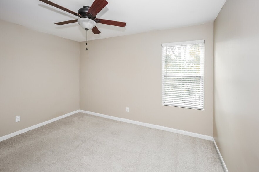 Building Photo - 6434 Matlea Ct