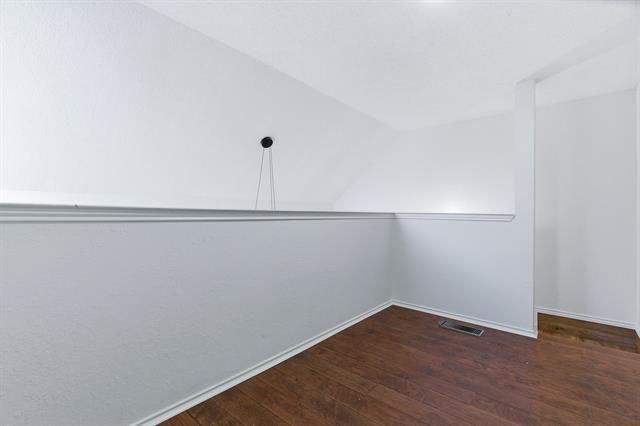 Building Photo - 3101 Sondra Dr