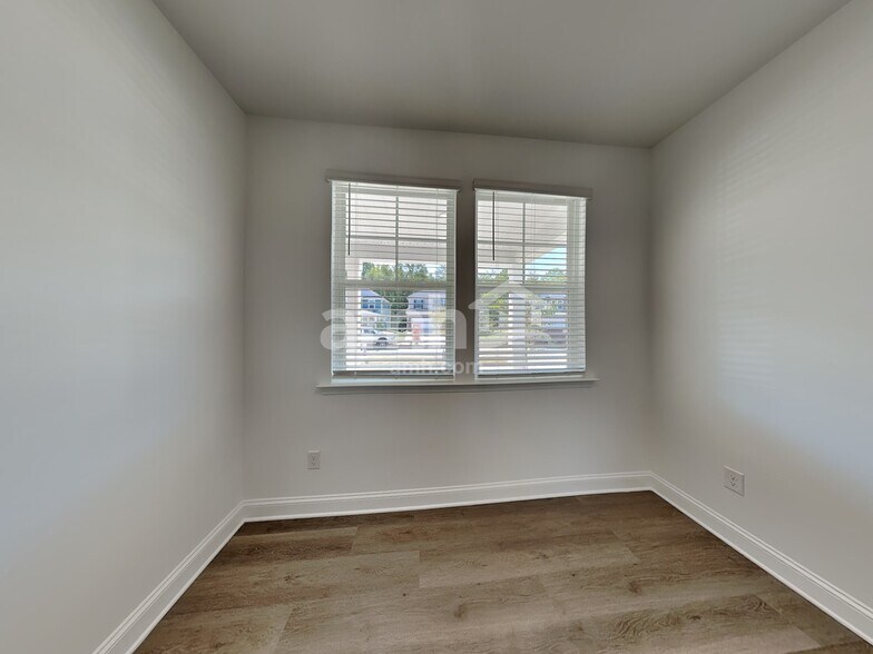 Building Photo - 3506 Jefferson Cor Ln