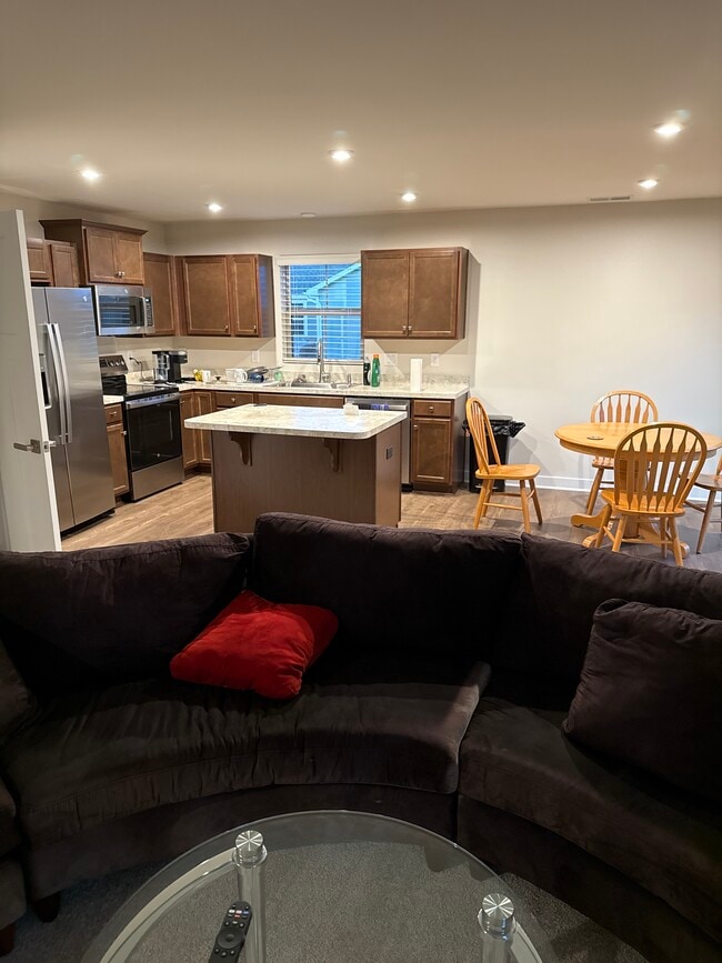 Building Photo - 25074 Tannin Cir