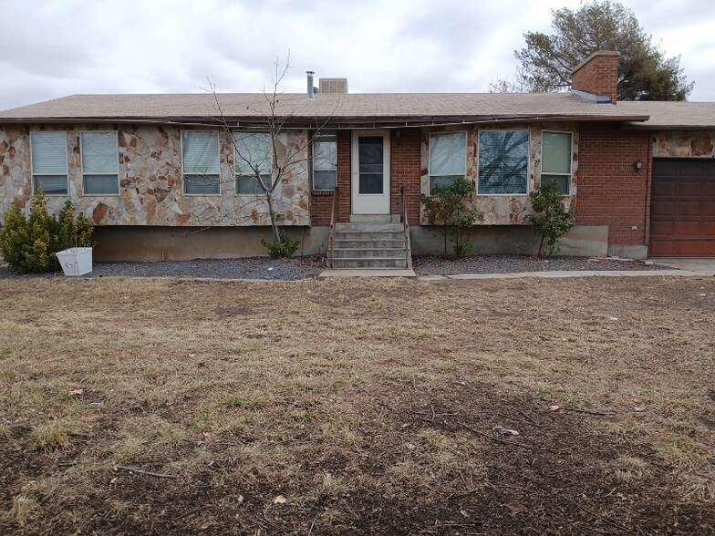 Building Photo - 5782 S 3500 W
